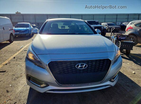 KMHE24L34HA061298 2017 HYUNDAI SONATA Silver წინა პანელის ხედი