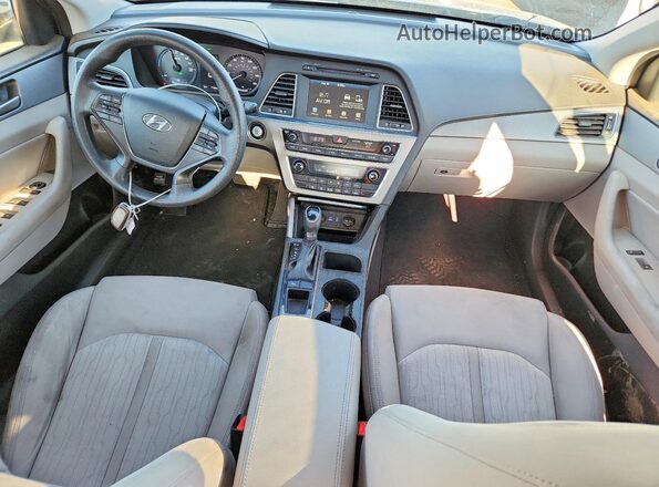 KMHE24L34HA061298 2017 HYUNDAI SONATA Silver სალონის 360-გრადუსიანი ხედი