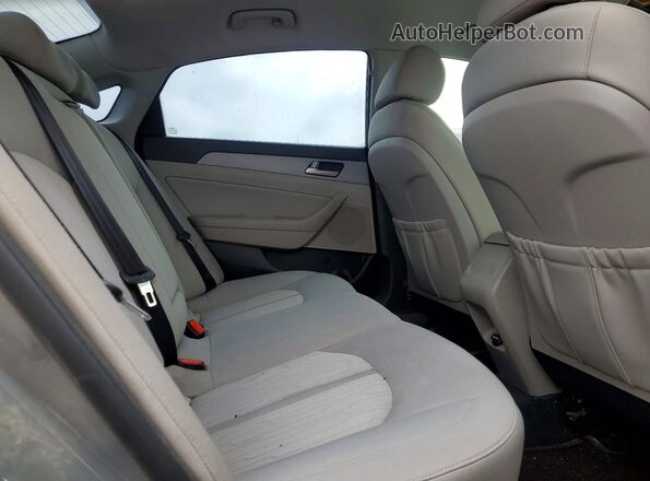 KMHE24L35KA094057 2019 HYUNDAI SONATA Gray Rear seats view