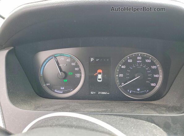 KMHE24L36HA063411 2017 HYUNDAI SONATA Silver Widok zestawu wskaźników