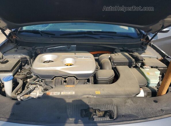 KMHE24L39HA072555 2017 HYUNDAI SONATA Charcoal Rear interior view