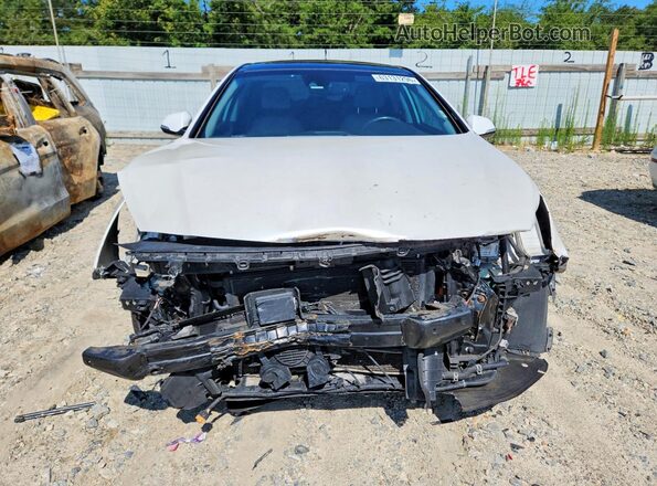 KMHE34L13GA015732 2016 HYUNDAI SONATA White Widok z przodu