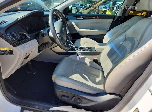 KMHE34L13GA015732 2016 HYUNDAI SONATA White Widok wnętrza z przodu