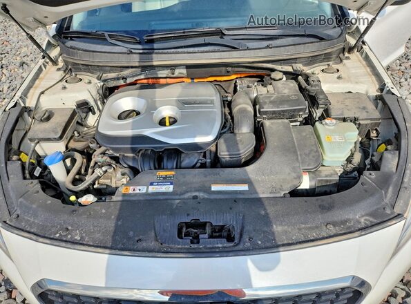 KMHE34L13GA027573 2016 HYUNDAI SONATA White Вид задньої частини салону
