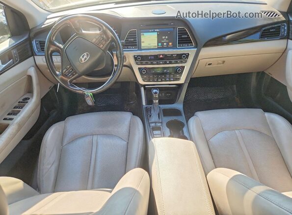 KMHE34L17GA008752 2016 HYUNDAI SONATA Серый Вид панели приборов