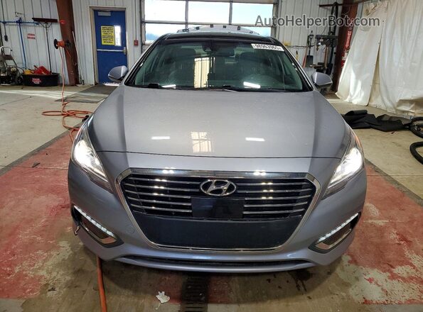 KMHE34L18GA024605 2016 HYUNDAI SONATA Silver Widok z przodu