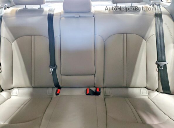 KMHE34L18GA024605 2016 HYUNDAI SONATA Silver Widok tylnych siedzeń