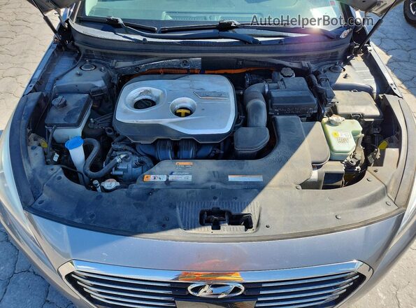 KMHE34L19HA059459 2017 HYUNDAI SONATA Blue Widok wnętrza z tyłu