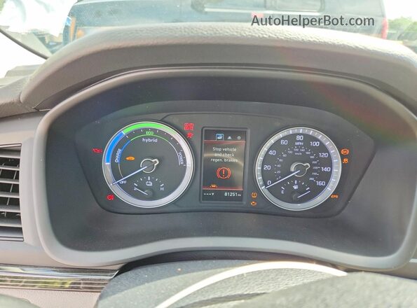 KMHE34L30KA088048 2019 HYUNDAI SONATA Black ხელსაწყოთა პანელის ხედი