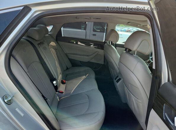 KMHE34L34HA071410 2017 HYUNDAI SONATA Silver Հետևի նստատեղերի տեսք