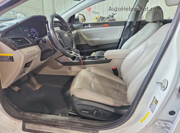 KMHE34L35HA077104 2017 HYUNDAI SONATA White Вид салону спереду