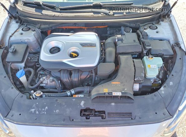 KMHE34L37KA088693 2019 HYUNDAI SONATA Silver Vista interior trasera