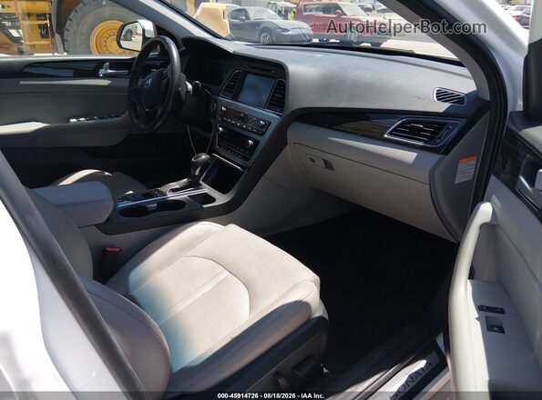 KMHE54L2XHA071588 2017 HYUNDAI SONATA PLUG-IN HYBRID White წინა სალონის ხედი