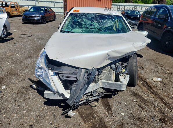 KMHFG4JG8HA579913 2017 HYUNDAI AZERA White Դիմացի տեսք