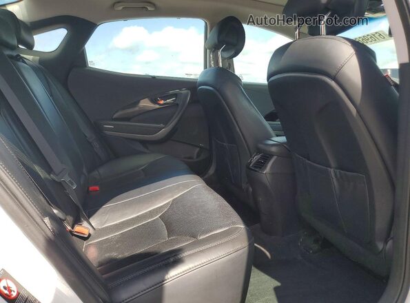 KMHFH4JG2HA586613 2017 HYUNDAI AZERA Белый Вид задних сидений