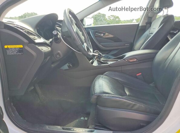 KMHFH4JG2HA586613 2017 HYUNDAI AZERA Белый Вид салона спереди