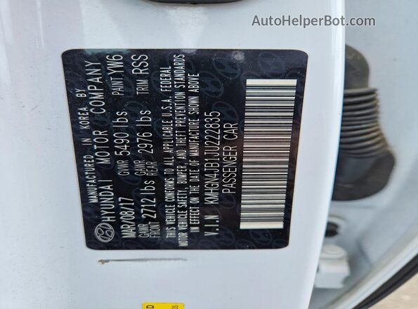 KMHGN4JB1JU222835 2018 GENESIS G80 White Vista del compartimento del motor