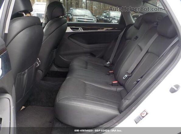 KMHGN4JEXJU233391 2018 GENESIS G80 White Widok naklejki z numerem VIN
