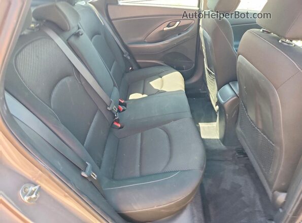KMHH35LE0LU125085 2020 HYUNDAI ELANTRA Silver Widok tylnych siedzeń