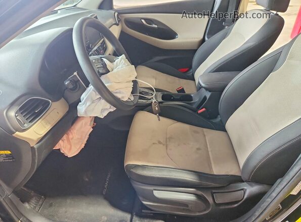 KMHH35LE2JU078784 2018 HYUNDAI ELANTRA Black Widok wnętrza z przodu