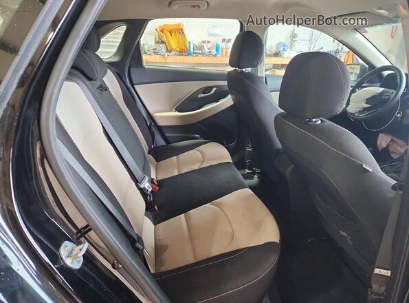 KMHH35LE2JU078784 2018 HYUNDAI ELANTRA Black Widok wnętrza z tyłu