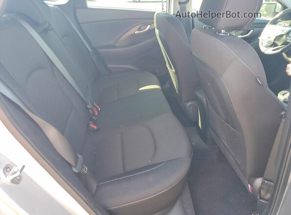 KMHH35LE4JU014262 2018 HYUNDAI ELANTRA Silver უკანა სავარძლების ხედი
