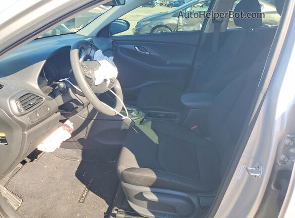 KMHH35LE4JU014262 2018 HYUNDAI ELANTRA Silver წინა სალონის ხედი