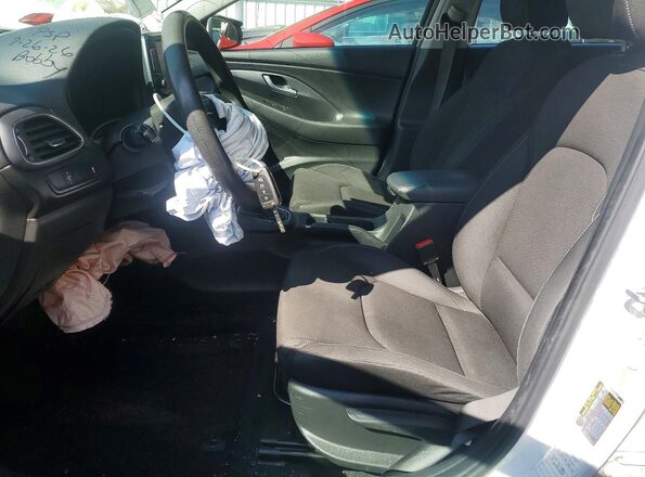 KMHH35LE4JU067298 2018 HYUNDAI ELANTRA Белый Вид салона спереди