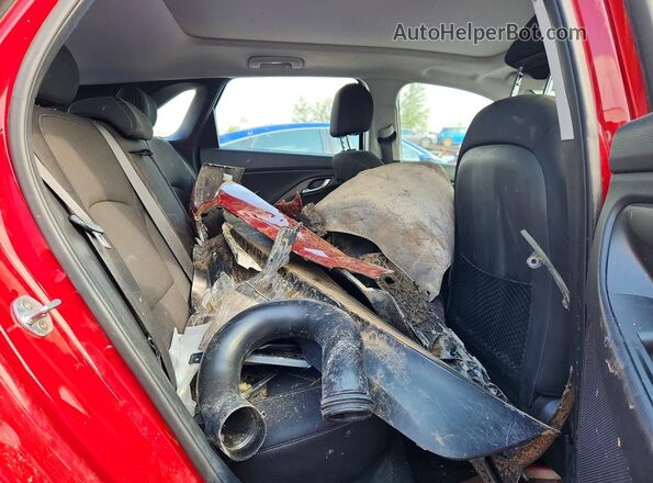 KMHH35LE6JU072535 2018 HYUNDAI ELANTRA Red Rear seats view