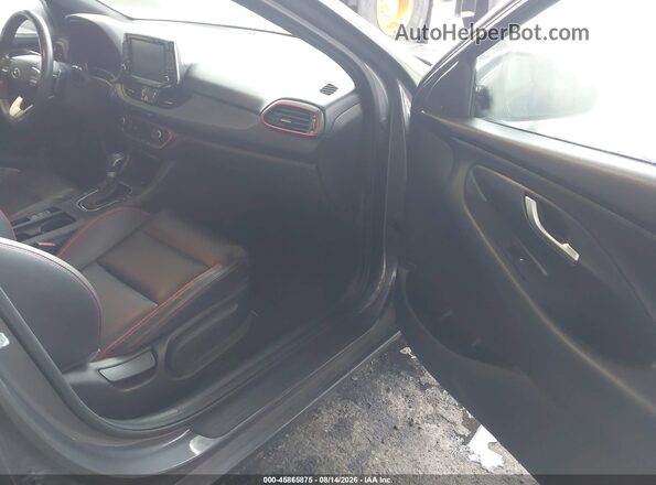 KMHH55LC0JU018236 2018 HYUNDAI ELANTRA GT Gray Вид салону спереду