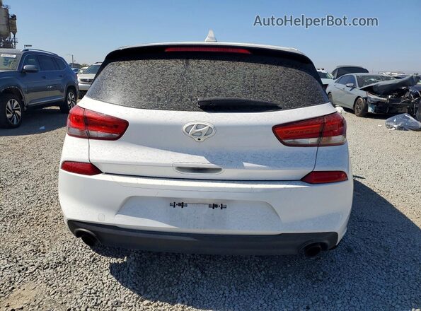 KMHH55LC7JU011249 2018 HYUNDAI ELANTRA White უკანა ხედი