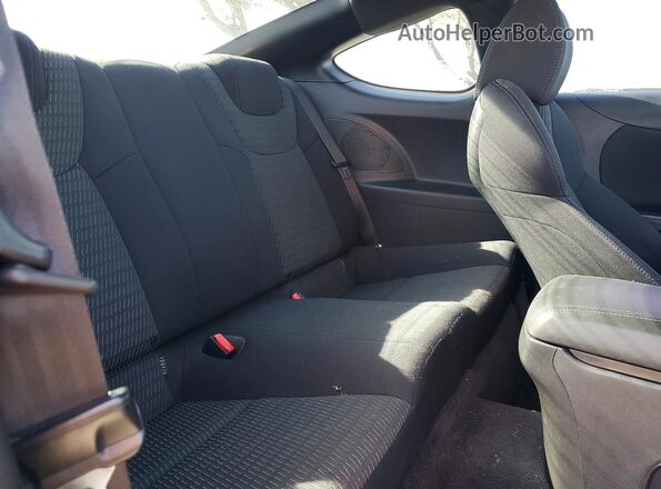KMHHT6KJ2GU135627 2016 HYUNDAI GENESIS Серебряный Вид задних сидений