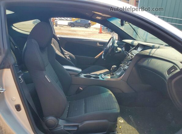 KMHHT6KJ8GU134269 2016 HYUNDAI GENESIS Silver Вид задніх сидінь