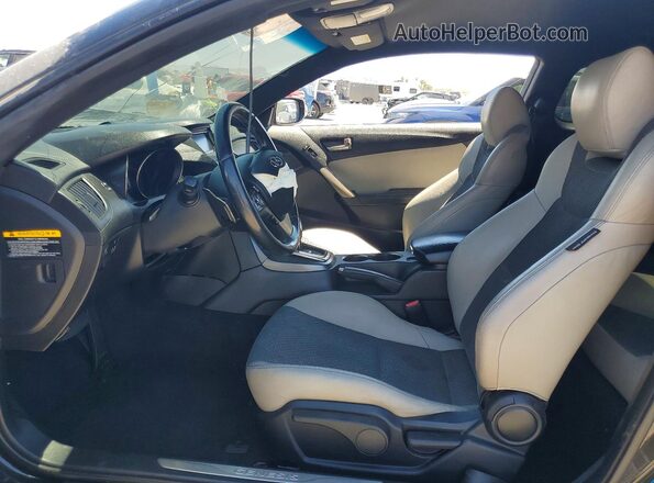 KMHHT6KJXGU134581 2016 HYUNDAI GENESIS Черный Вид салона спереди
