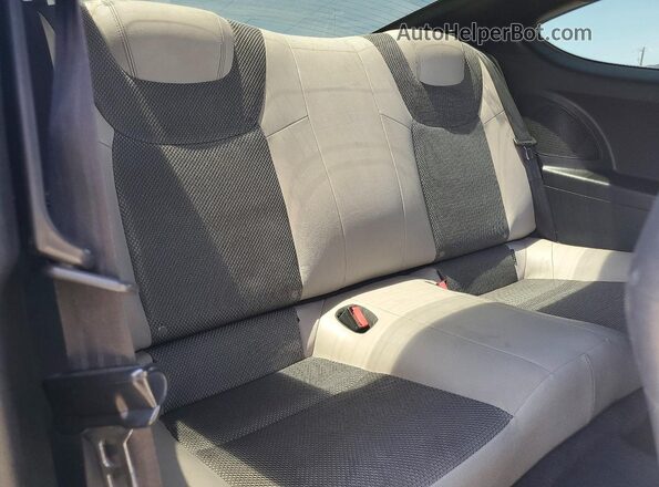 KMHHT6KJXGU134581 2016 HYUNDAI GENESIS Черный Вид задних сидений