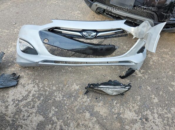 KMHHU6KJ4GU135951 2016 HYUNDAI GENESIS Silver Вид підкапотного простору
