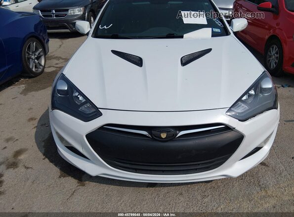 KMHHU6KJ9GU133791 2016 HYUNDAI GENESIS White Widok z przodu
