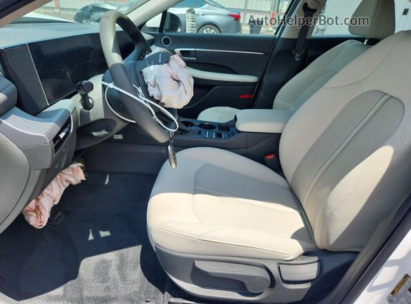 KMHL24JA9SA514282 2025 HYUNDAI SONATA White Սալոնի դիմացի տեսք