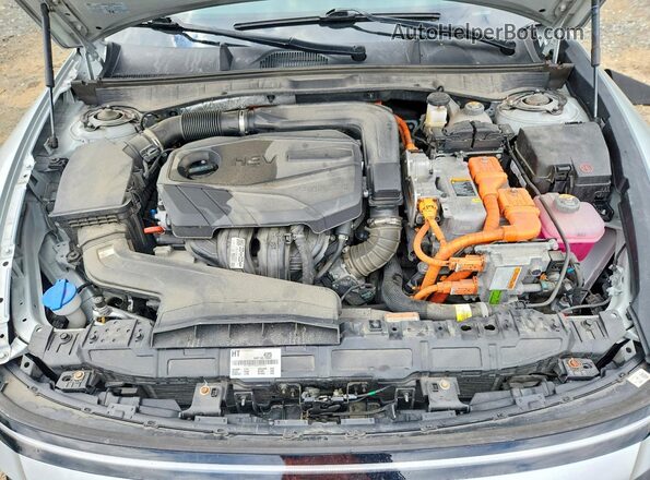 KMHL34JJ8SA104652 2025 HYUNDAI SONATA Silver Вид задньої частини салону