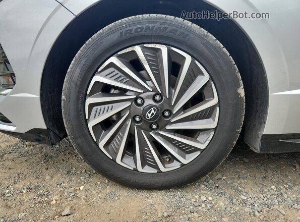 KMHL34JJ8SA104652 2025 HYUNDAI SONATA Silver Панорамний вид салону 360°