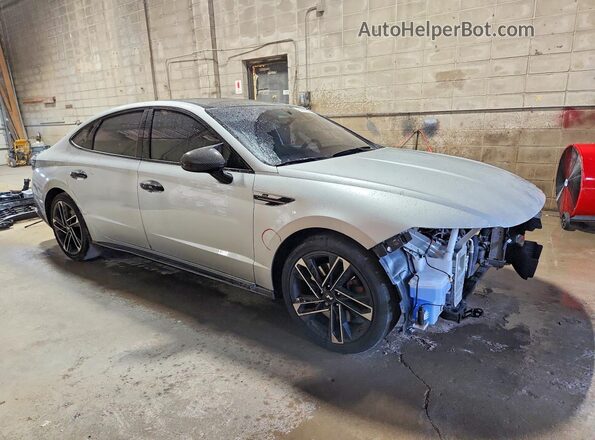 KMHL54JC0SA431655 2027 HYUNDAI SONATA Silver Front right