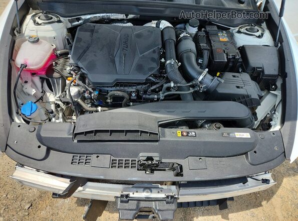 KMHL54JC7RA390385 2024 HYUNDAI SONATA White Սալոնի հետևի տեսք