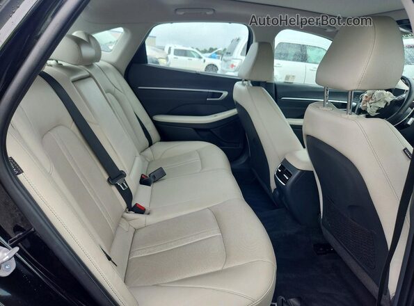 KMHL54JJ4RA092729 2024 HYUNDAI SONATA Black Vista de los asientos traseros