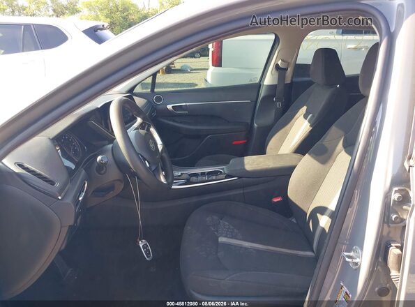 KMHL64JA2NA243445 2022 HYUNDAI SONATA Gray Widok wnętrza z przodu