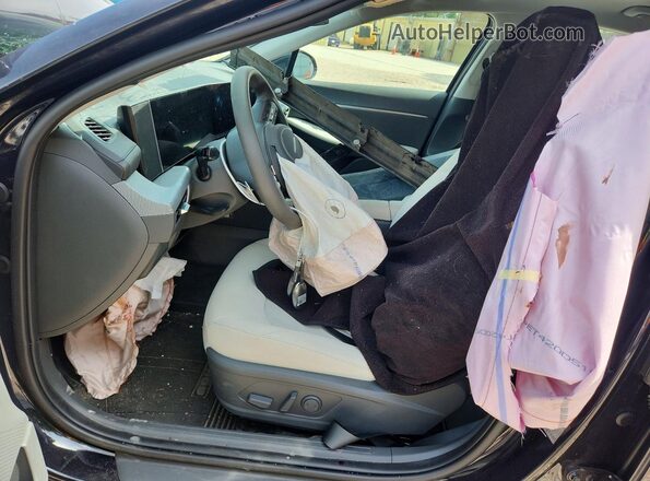 KMHL64JA5SA493810 2025 HYUNDAI SONATA Black Front interior view