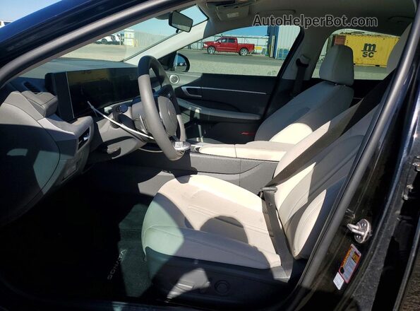 KMHL64JA9RA375219 2024 HYUNDAI SONATA Black Front interior view
