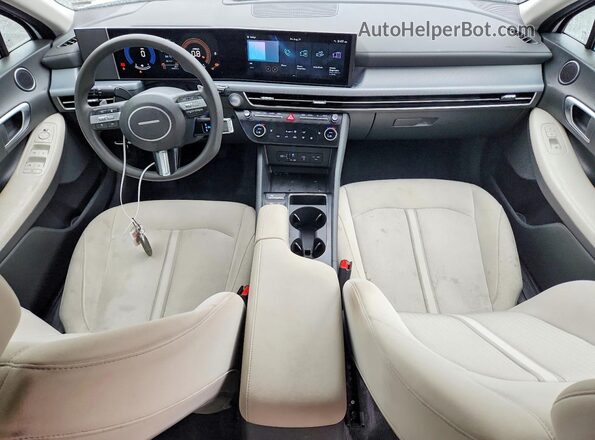 KMHL64JAXSA457806 2025 HYUNDAI SONATA Белый Вид панели приборов