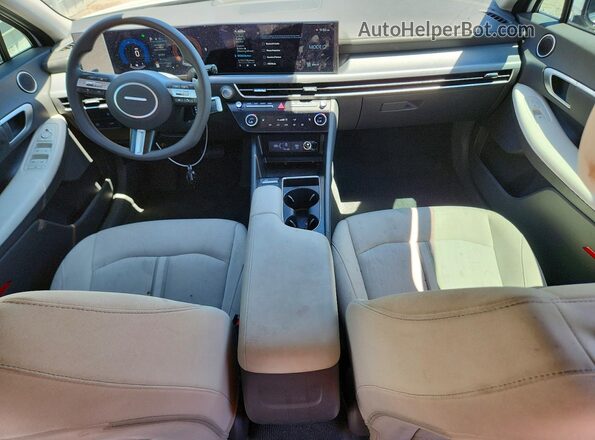 KMHL64JAXSA486710 2025 HYUNDAI SONATA White Вид панелі приладів