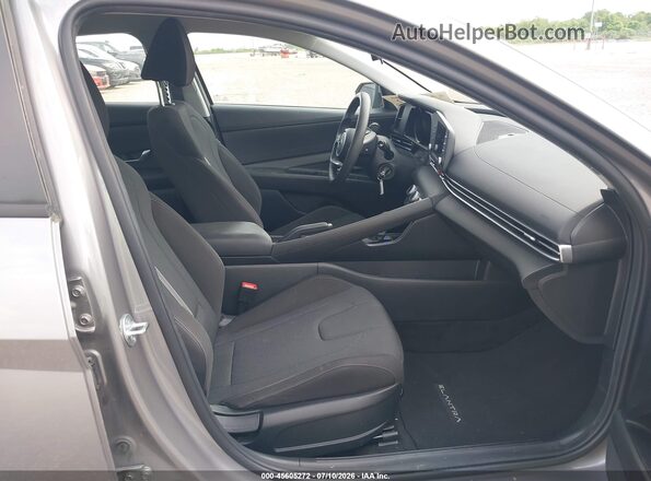 KMHLL4AG1PU544285 2023 HYUNDAI ELANTRA Серый Вид салона спереди