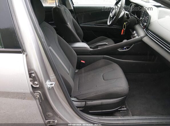 KMHLL4AG2PU535269 2023 HYUNDAI ELANTRA Gray Front interior view